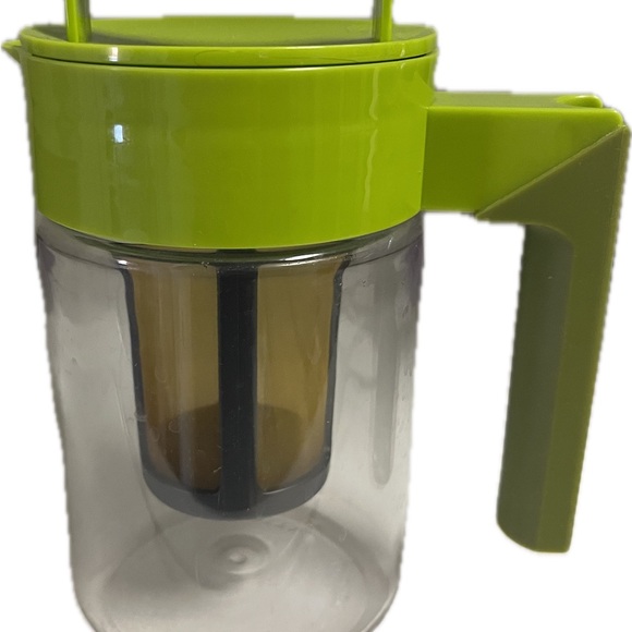 Other - Takeya tea maker 24 fl oz - good condition - green top